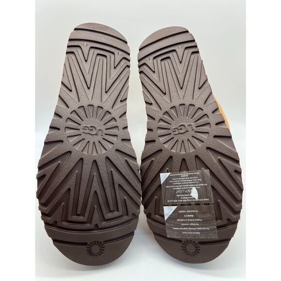 Ugg Women's Classic Short Crescent Braid Chestnut Suede Boots 1161770 Size 10 - Picture 13 of 16